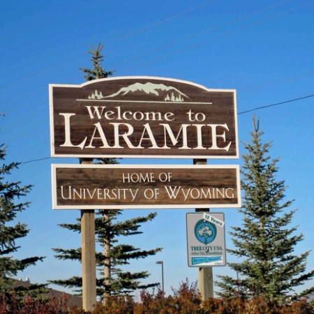 Laramie-Sign