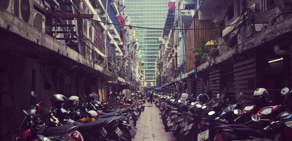 Cavi elettrici a Bangkok